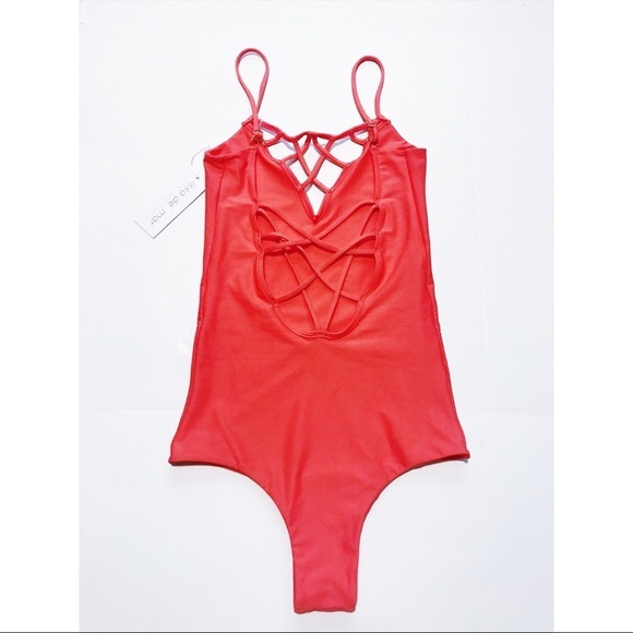 Issa de Mar - São Paulo Strappy One Piece - Picture 5 of 6